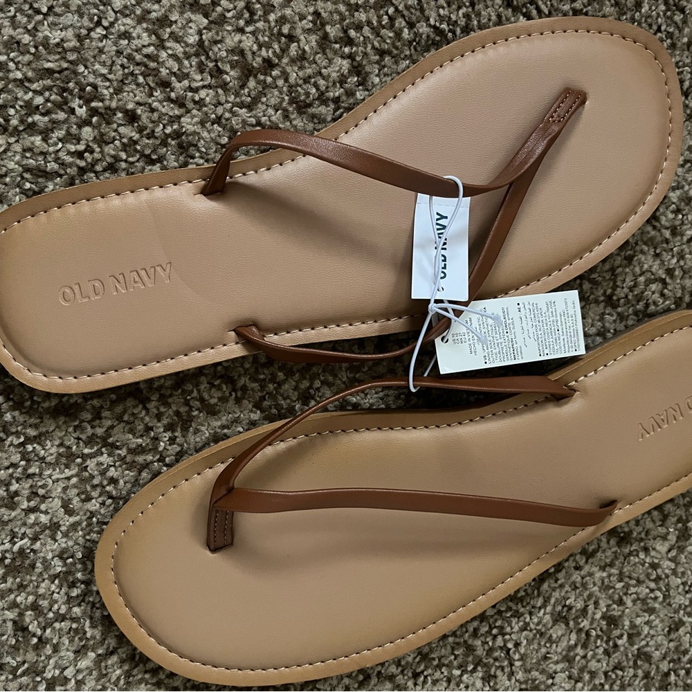 NWT Old Navy Capri sandals